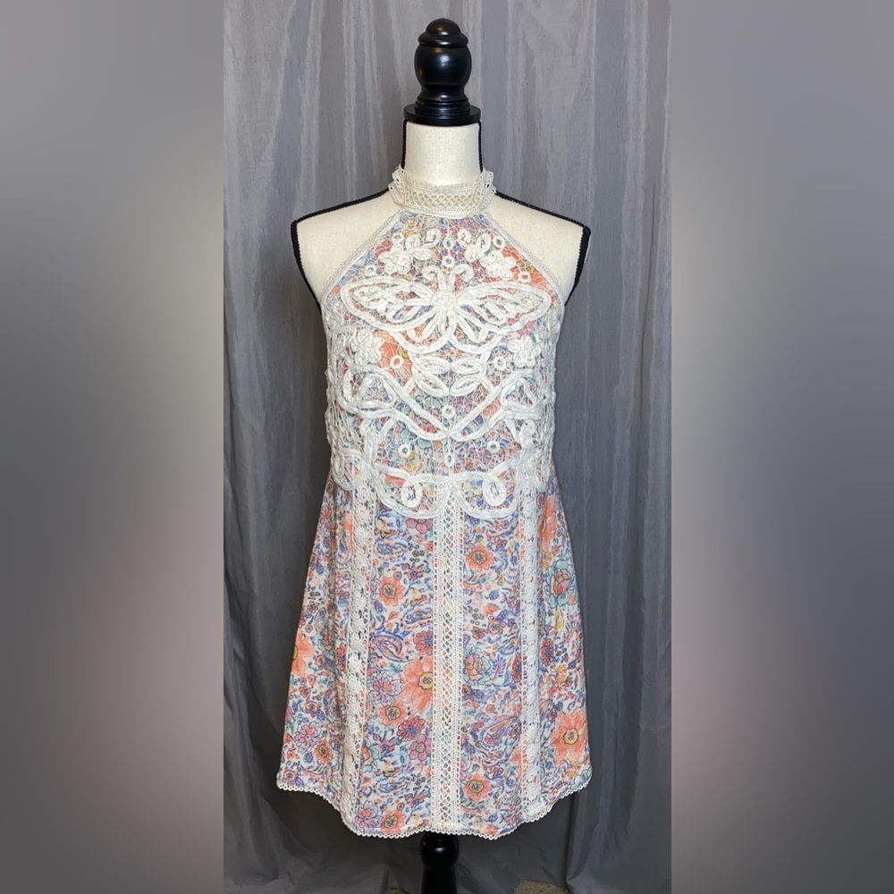 Free People Miss You Mini Dress size 6 floral print with crochet lace details